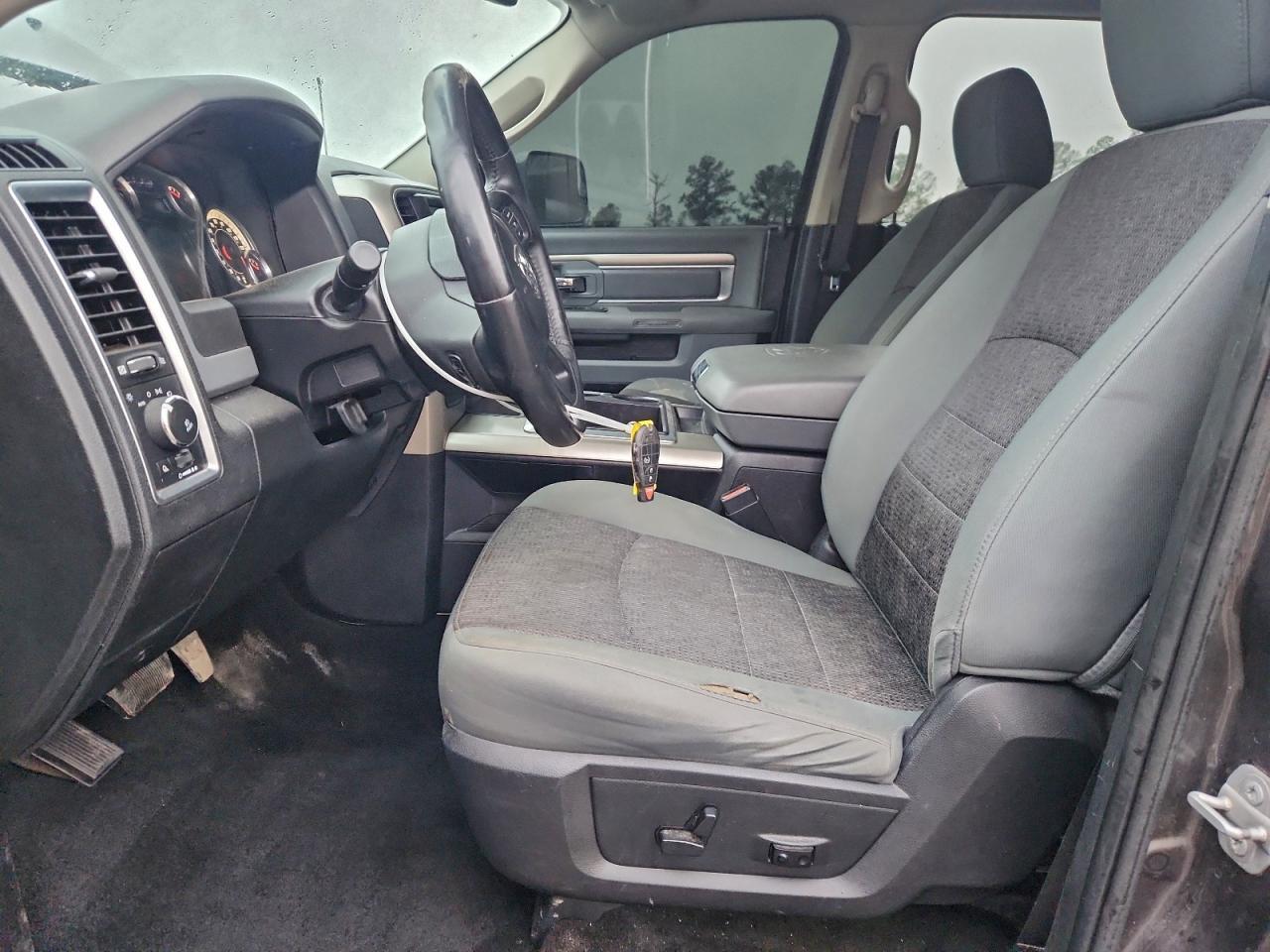 2015 Ram 1500 Slt - Image 7