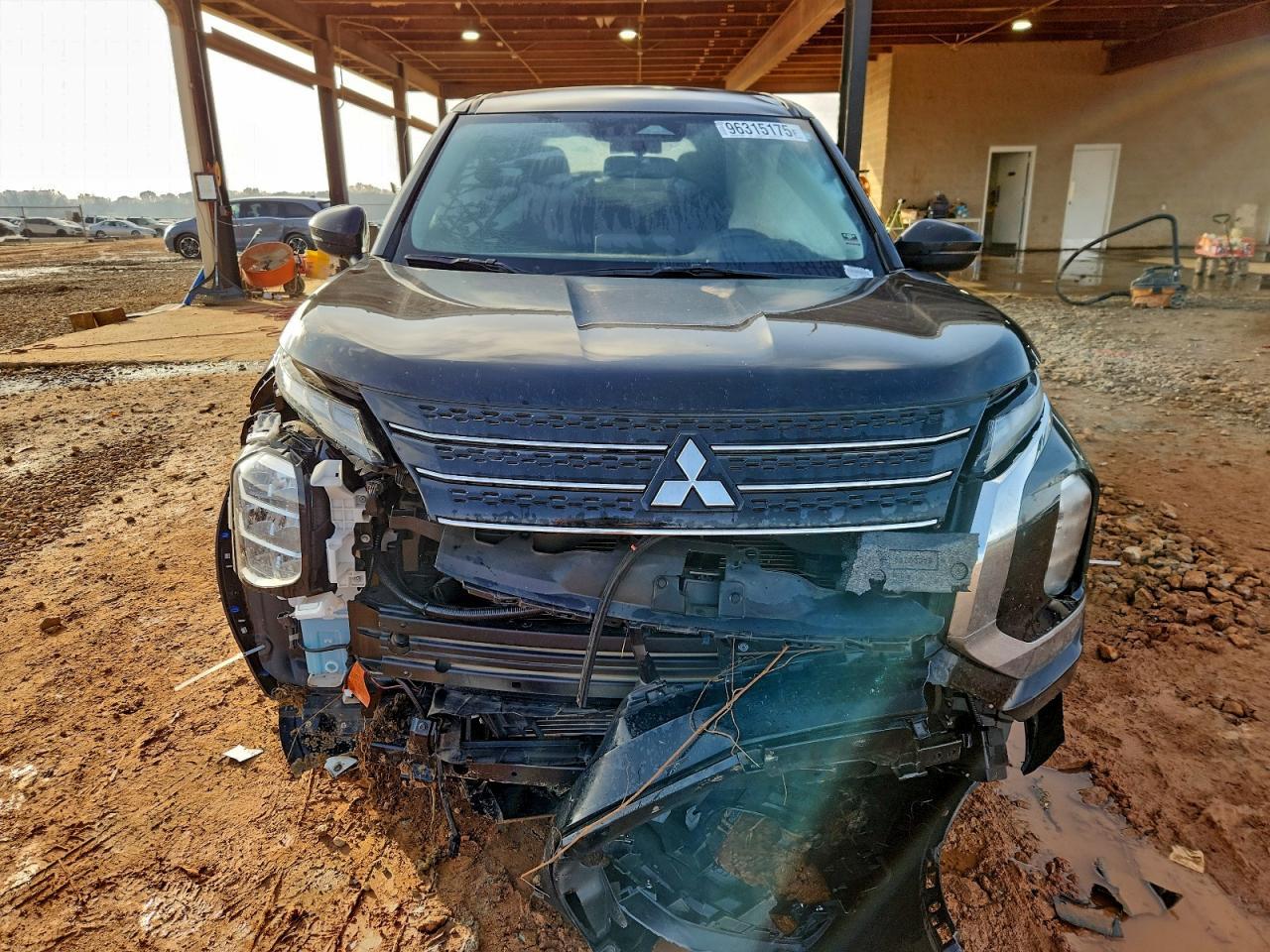 2024 Mitsubishi Outlander Es - Фото 5