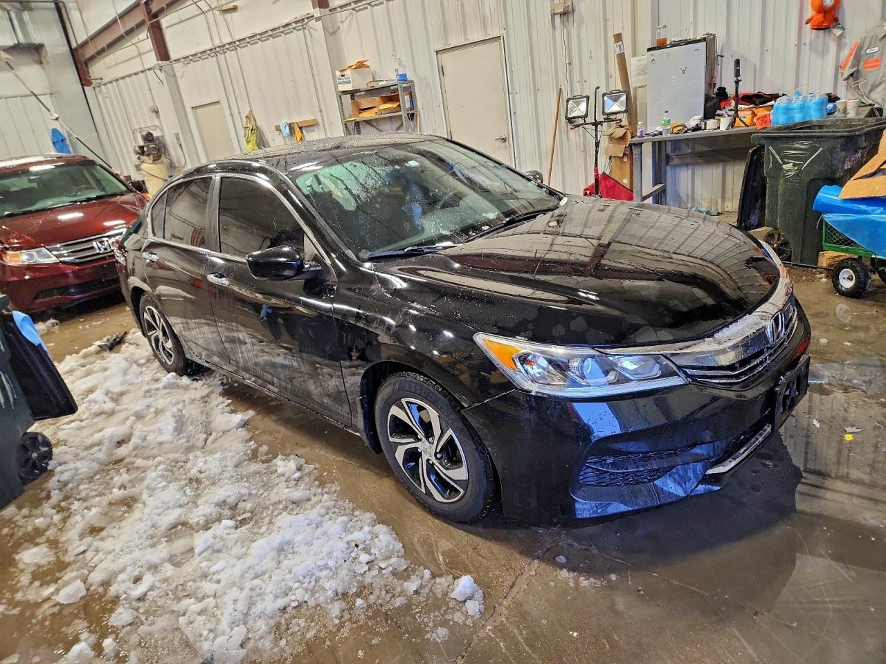 2016 Honda Accord Lx - Фото 4