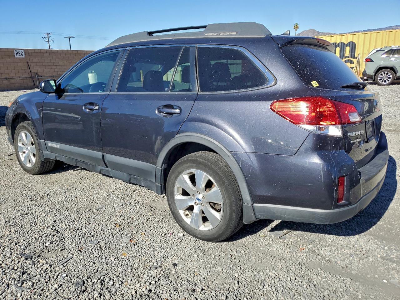 2012 Subaru Outback 3.6R Limited - Image 2
