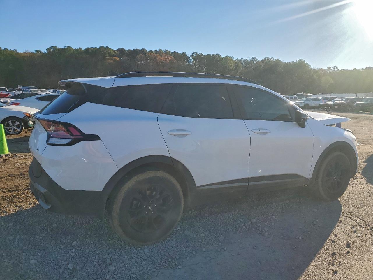 2023 Kia Sportage X-Pro - Image 3