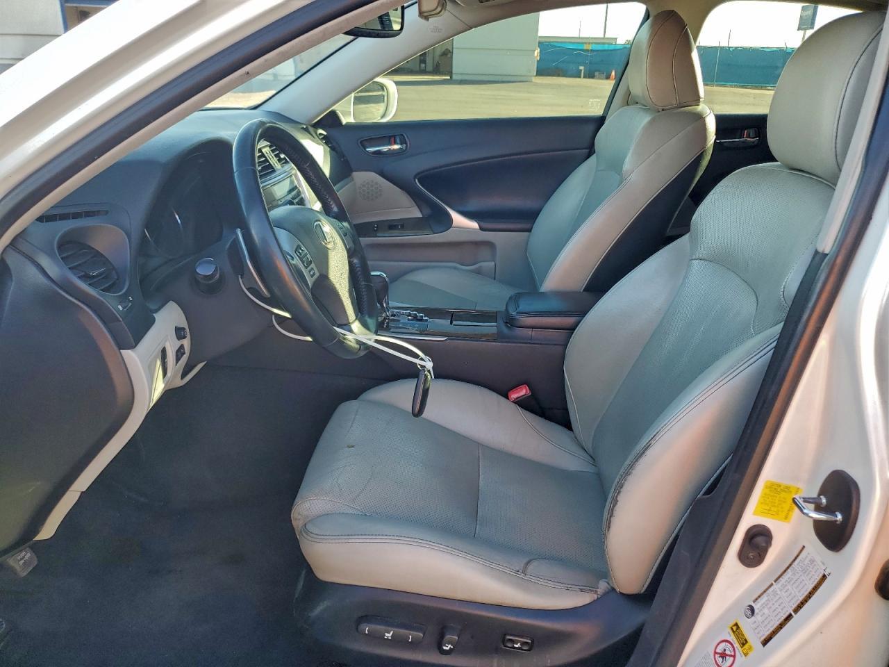 2012 Lexus Is 250 - Image 7