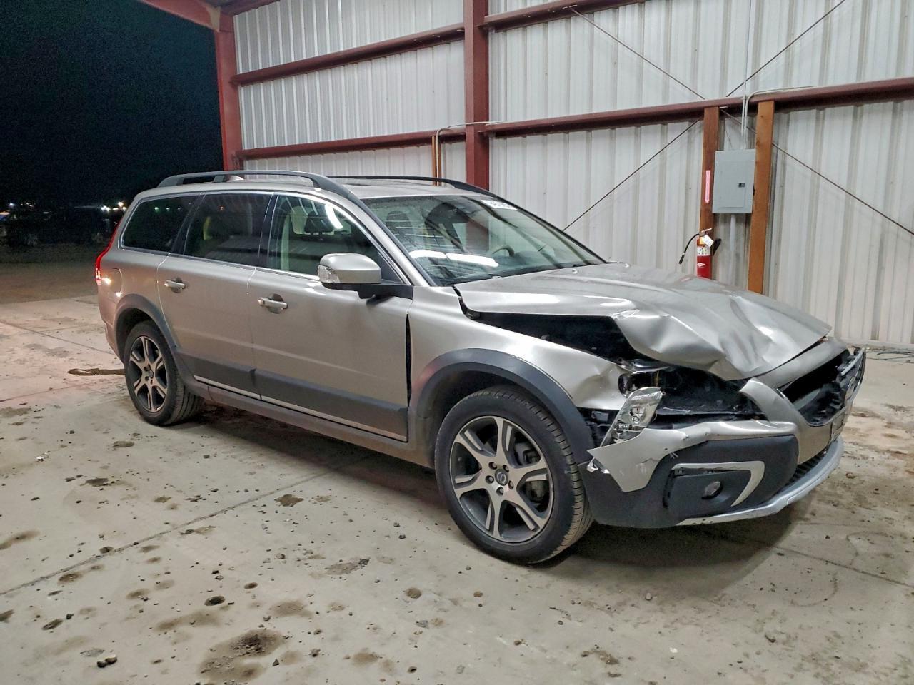 2014 Volvo Xc70 T6 - Image 4