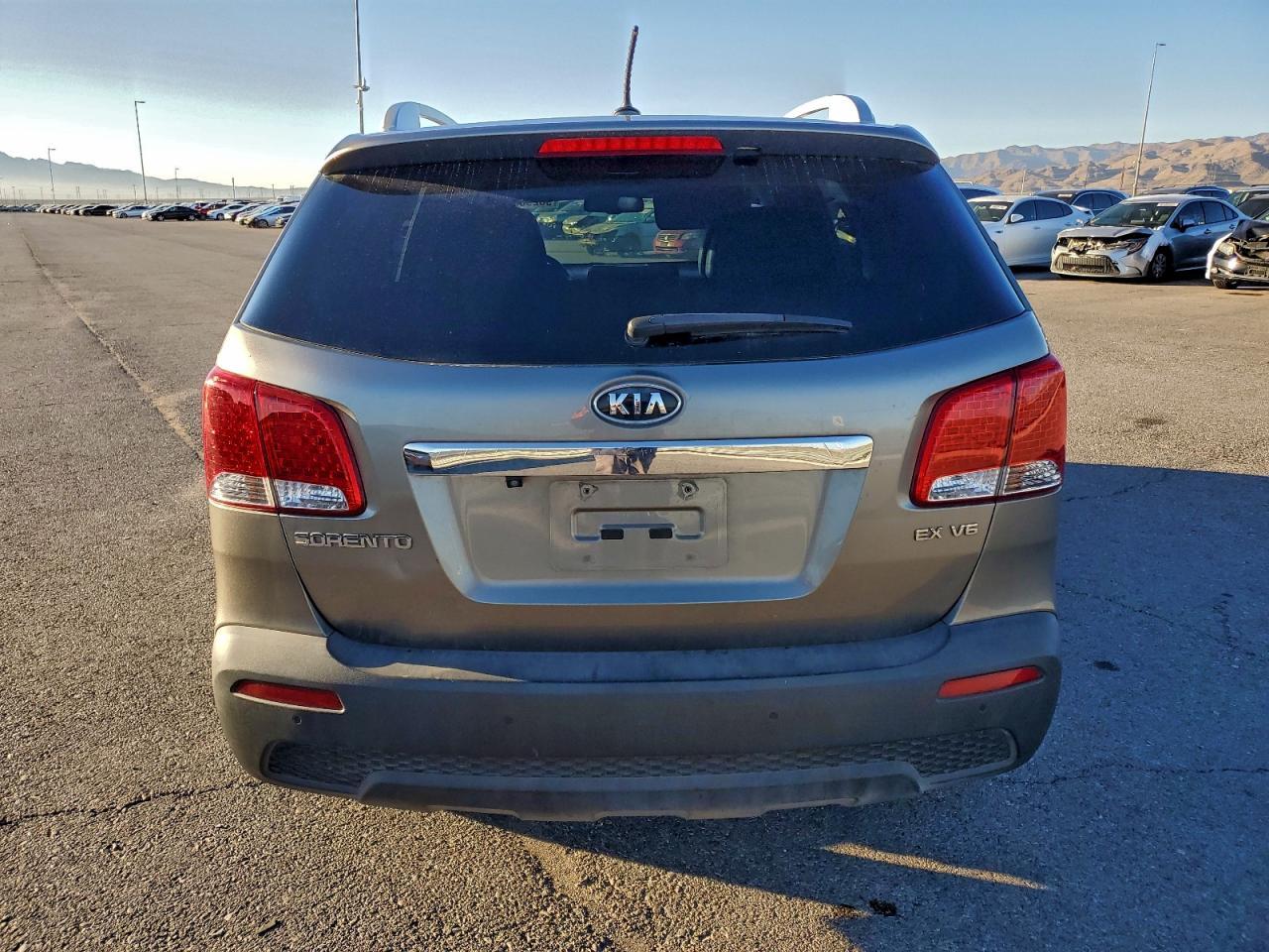 2012 Kia Sorento Ex - Фото 6