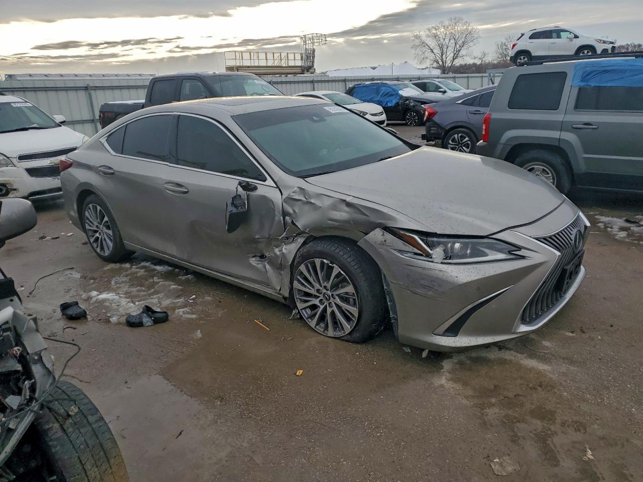 2020 Lexus Es 350 - Image 4