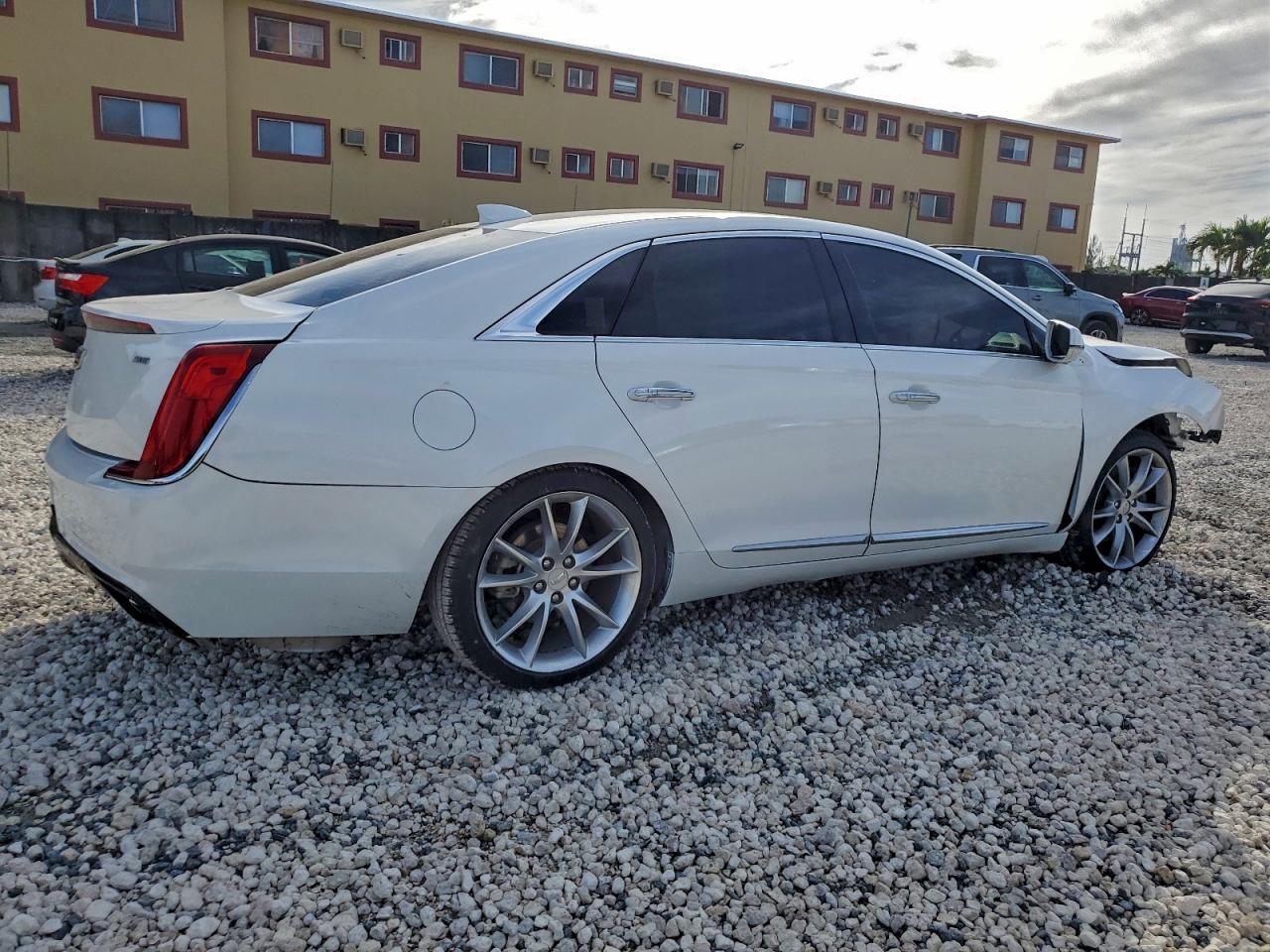 2019 Cadillac Xts Premium Luxury - Фото 3