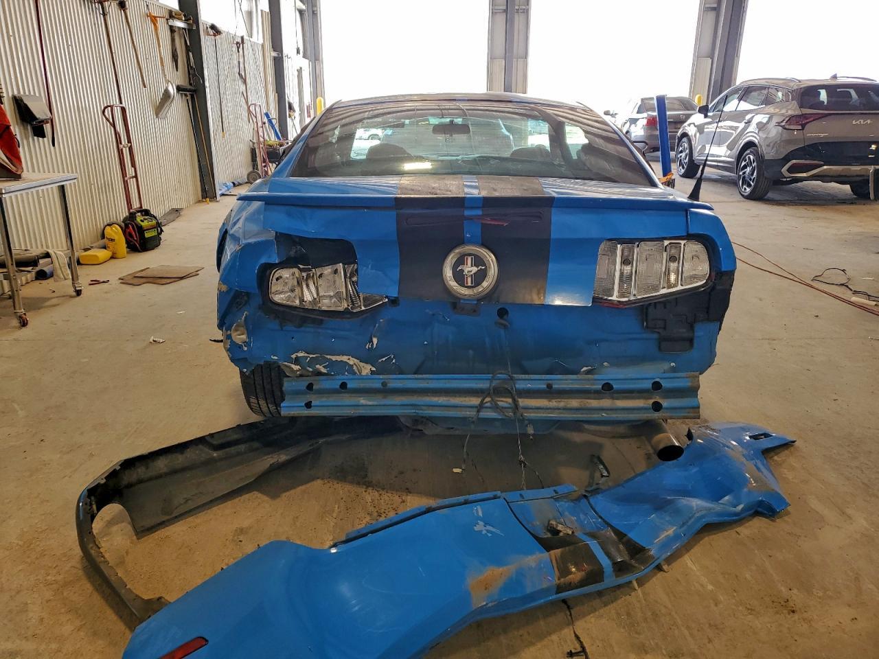 2010 Ford Mustang - Фото 6