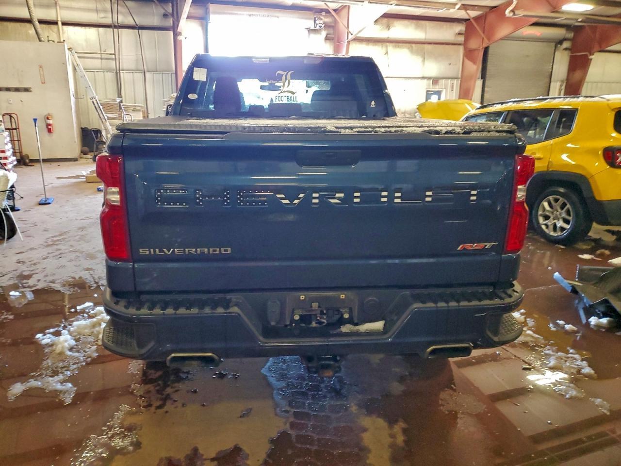 2021 Chevrolet Silverado K1500 Rst - Image 6