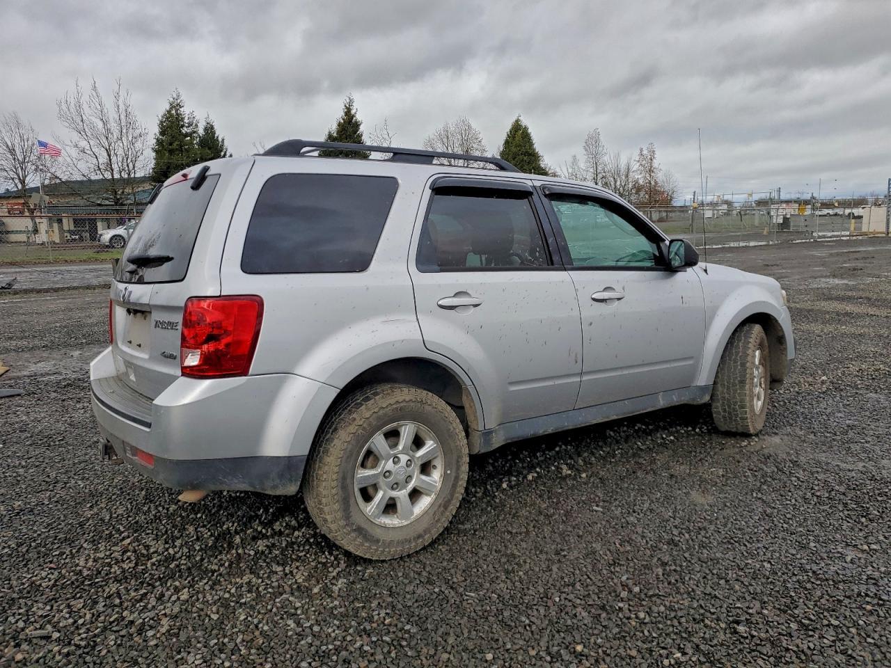 2011 Mazda Tribute S - Image 3