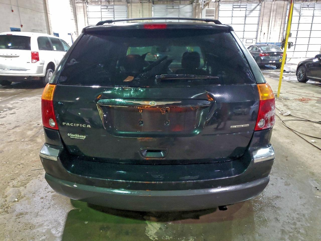 2004 Chrysler Pacifica - Image 6