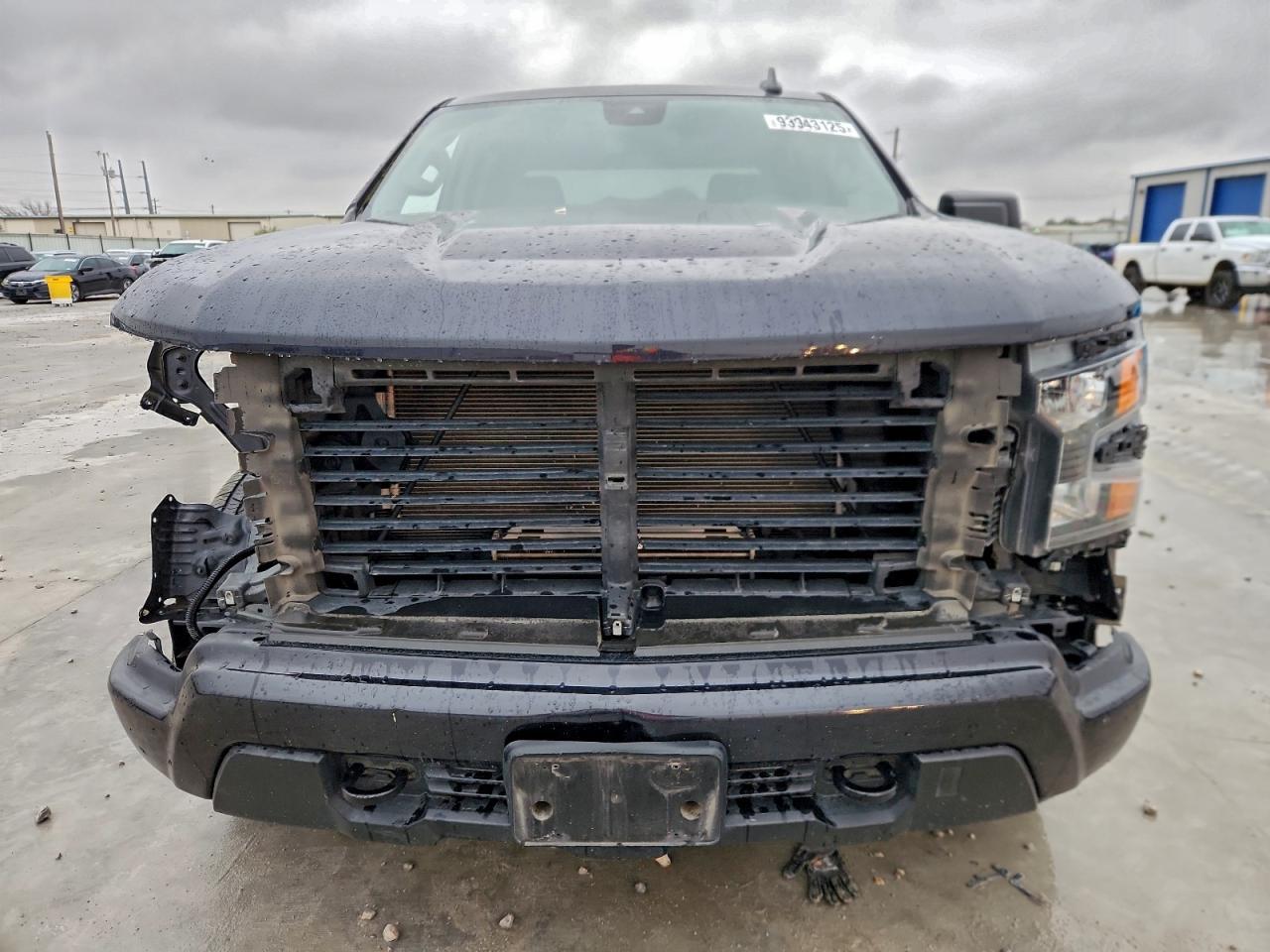 2023 Chevrolet Silverado K1500 Custom - Image 5