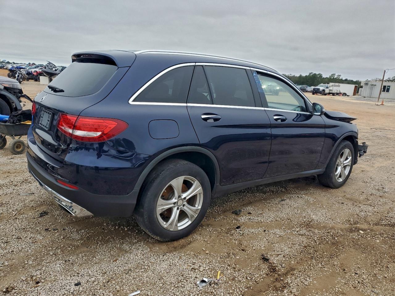 2016 Mercedes-Benz Glc 300 - Фото 3