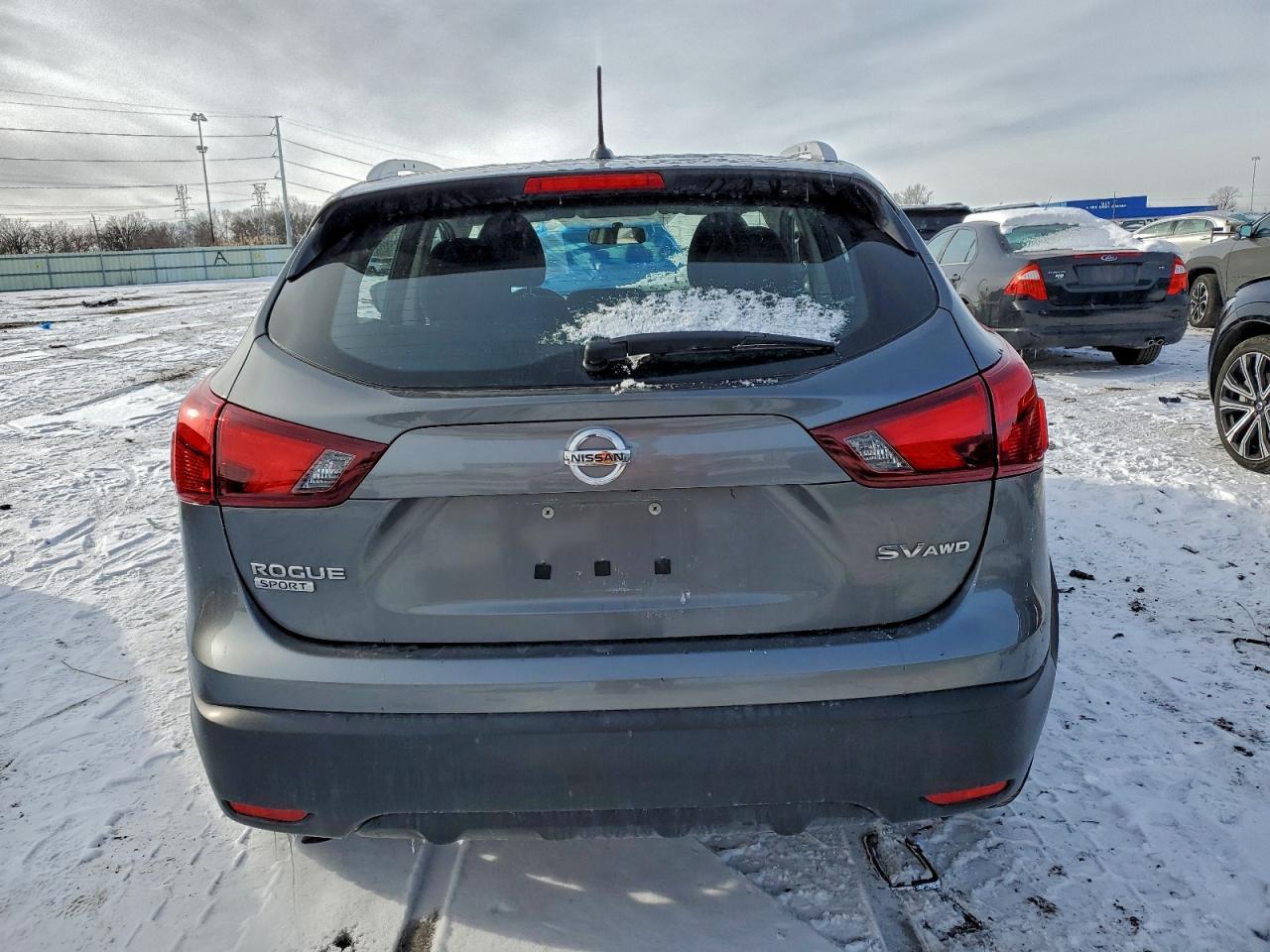 2018 Nissan Rogue Sport S - Image 6