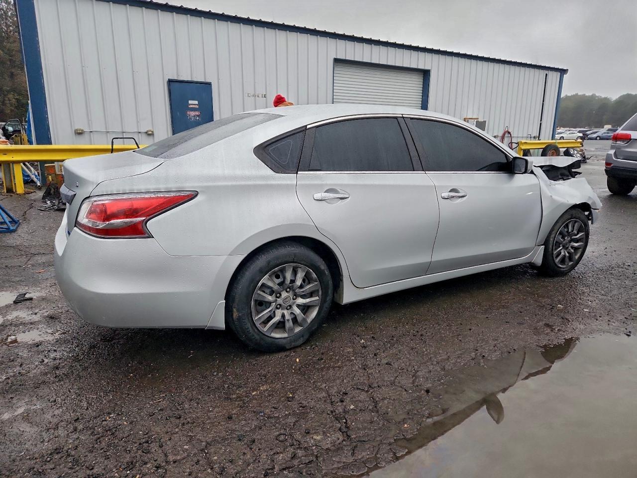 2014 Nissan Altima 2.5 - Фото 3