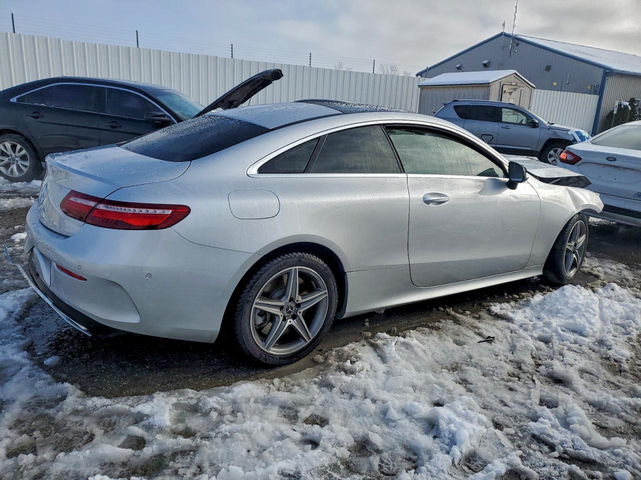 2018 Mercedes-Benz E 400 - Фото 3