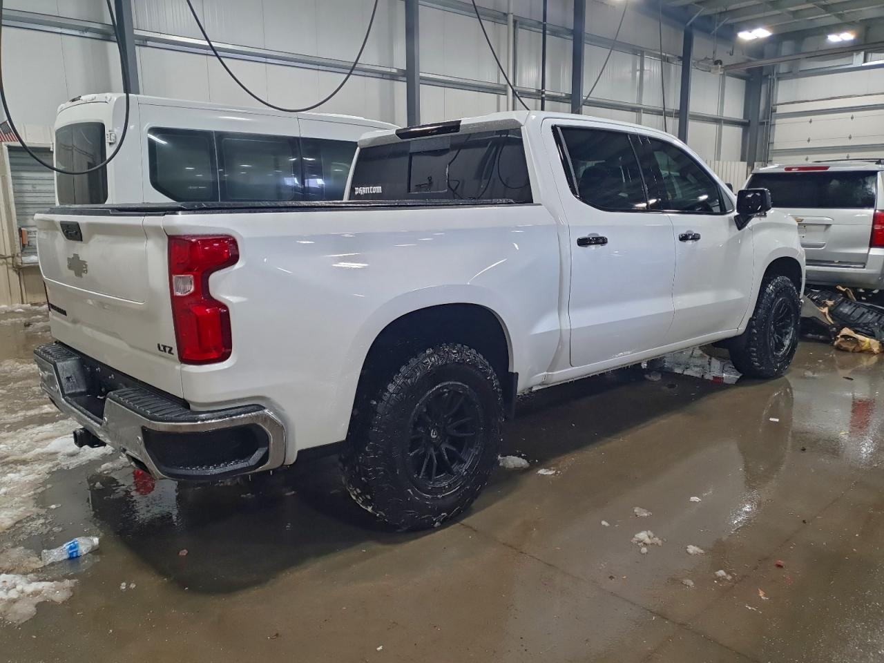 2021 Chevrolet Silverado K1500 Ltz - Image 3