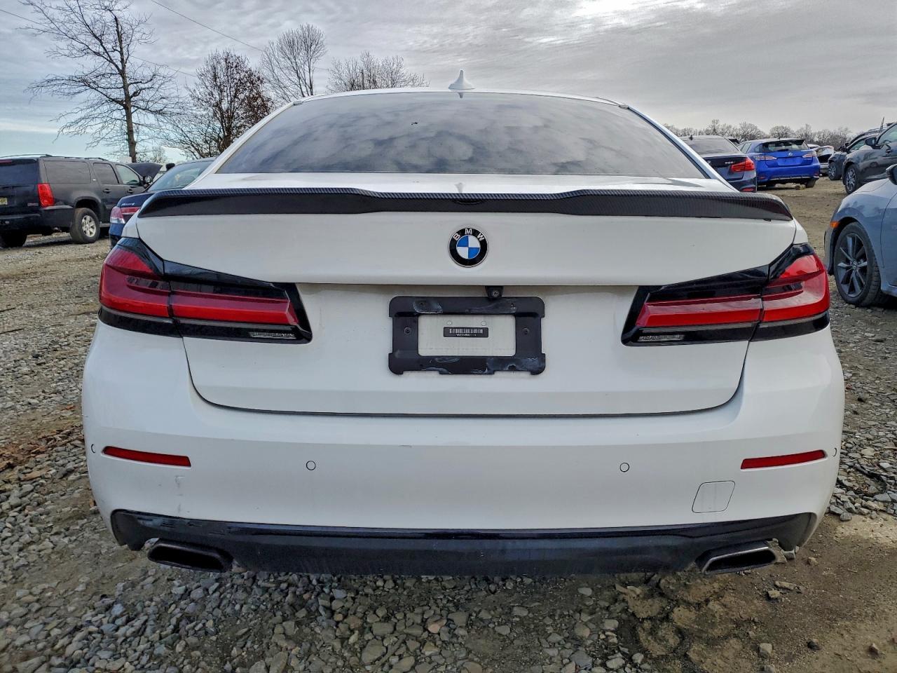2021 BMW 530 Xi - Фото 6