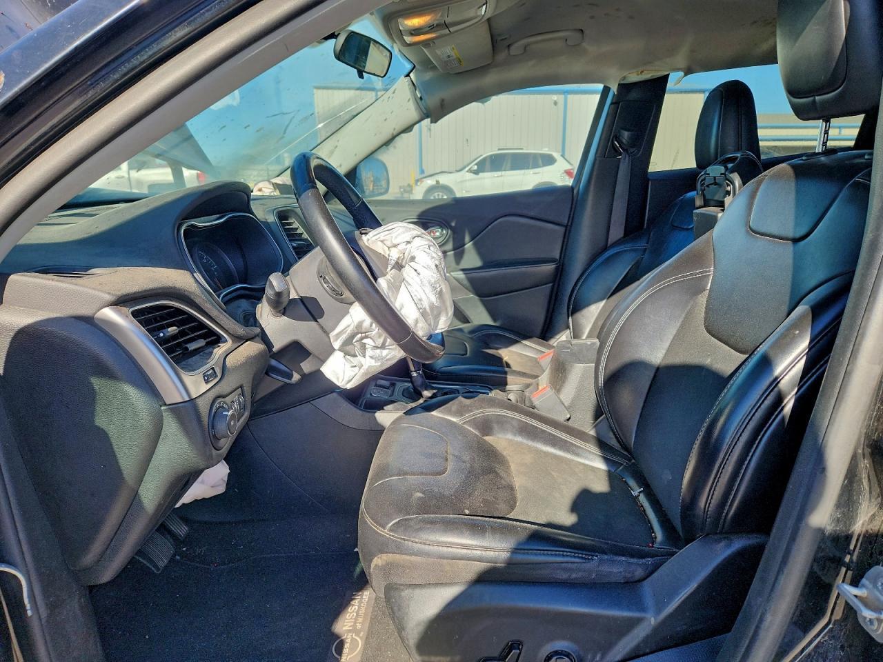 2019 Jeep Cherokee Latitude Plus - Image 7