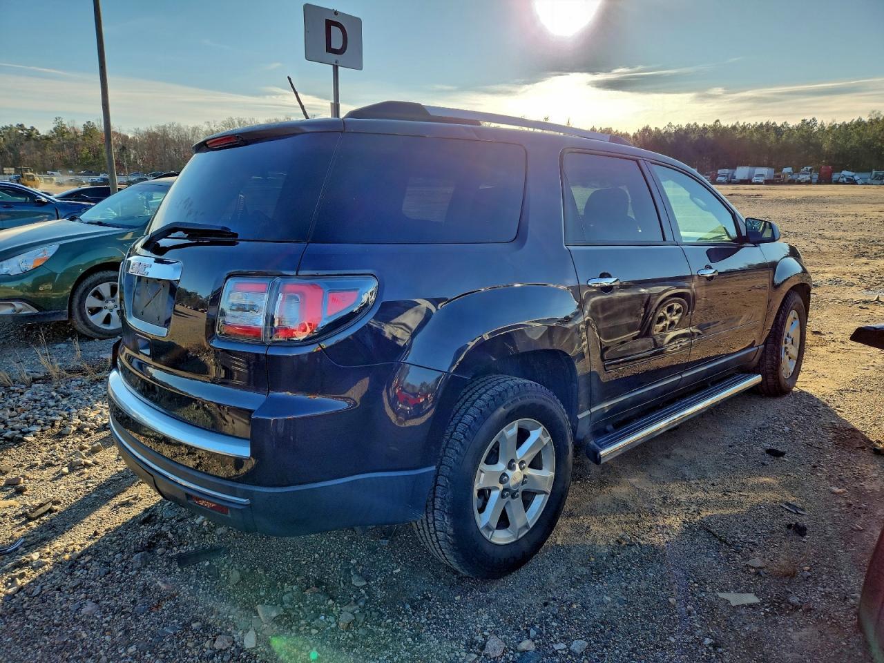 2016 GMC Acadia Sle - Фото 3