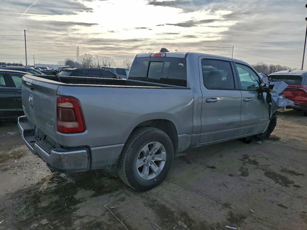 2024 Ram 1500 Laramie - Фото 3