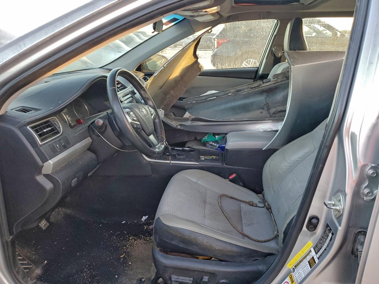 2016 Toyota Camry - Image 7