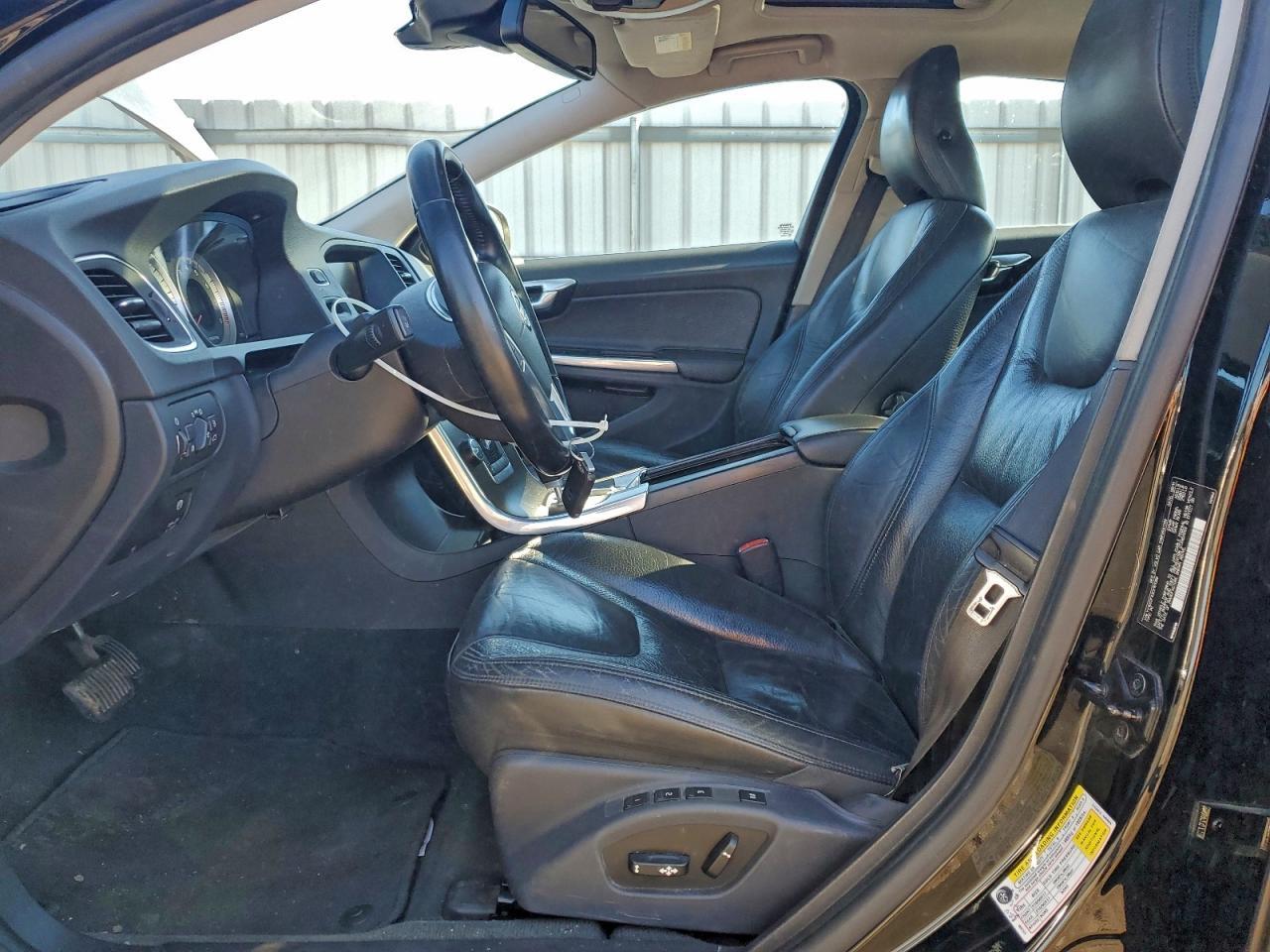 2012 Volvo S60 T5 - Image 7