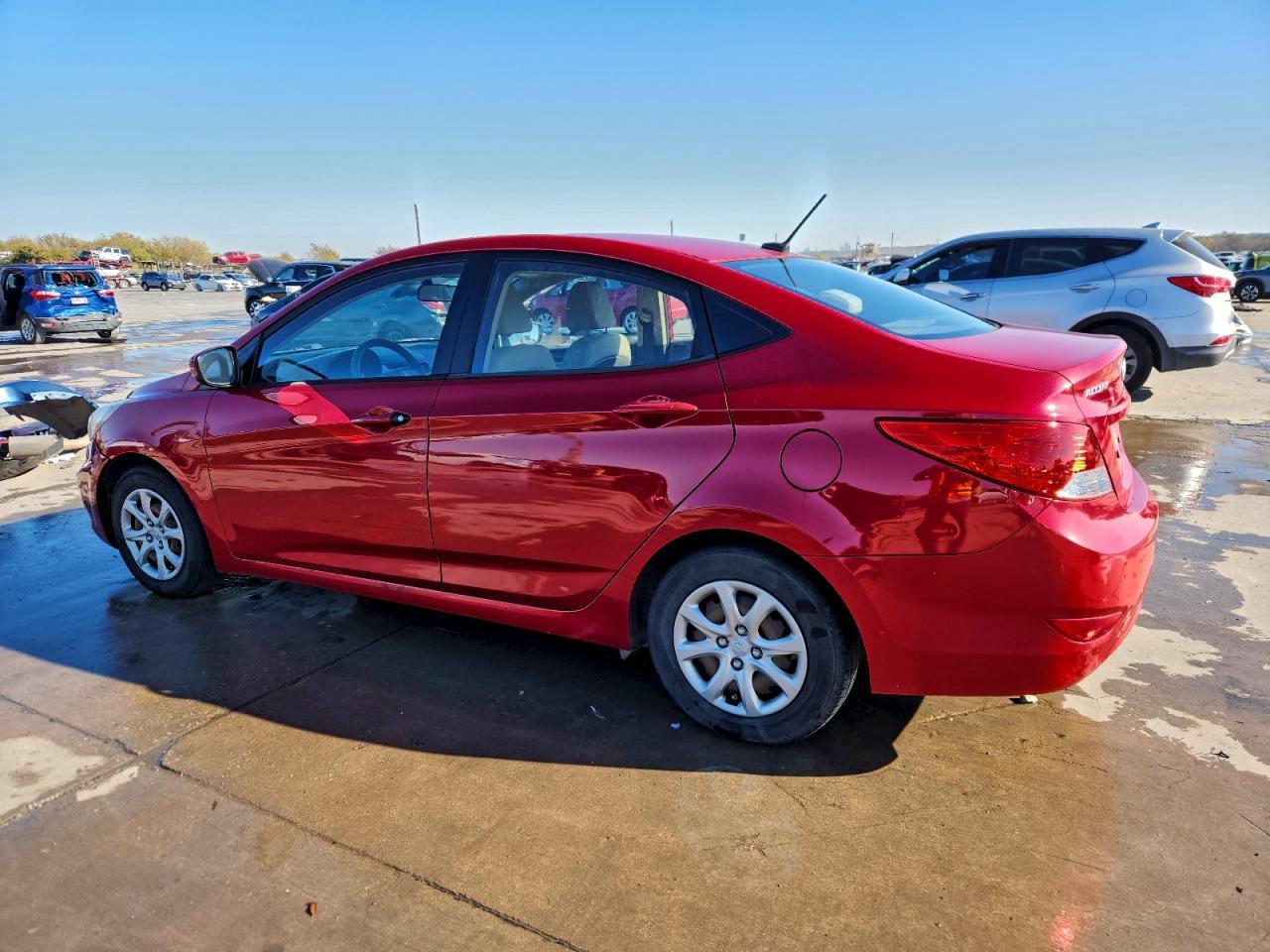 2013 Hyundai Accent Gls - Фото 2