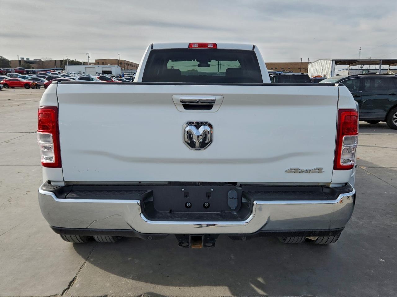 2019 Ram 3500 Big Horn - Фото 6
