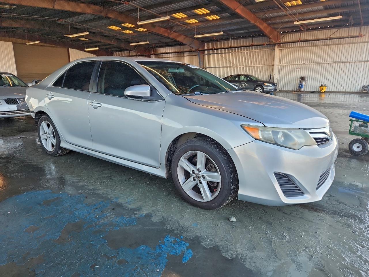 2012 Toyota Camry Base - Фото 4
