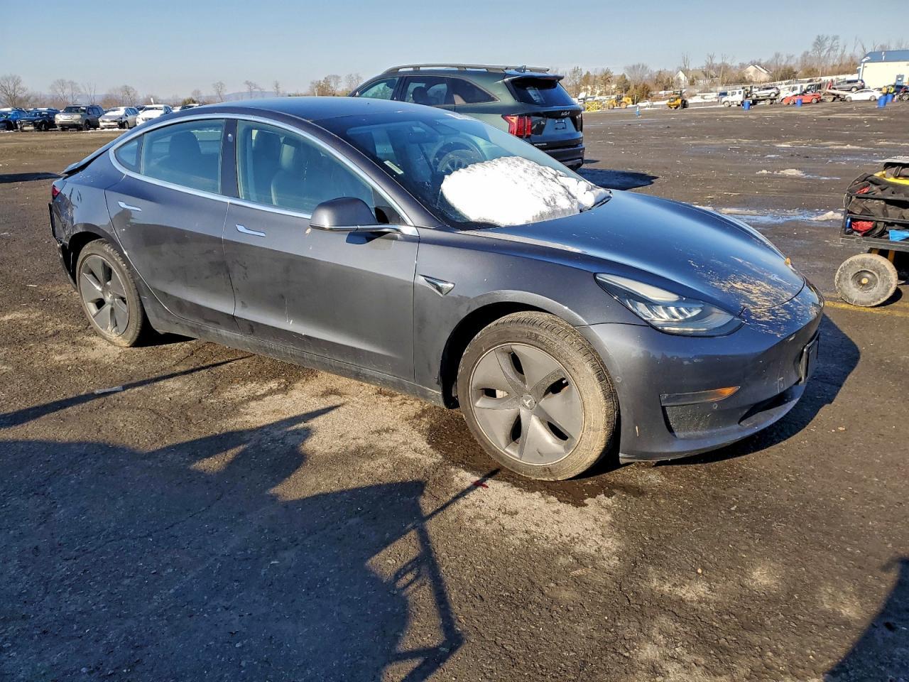 2017 Tesla Model 3 - Image 4