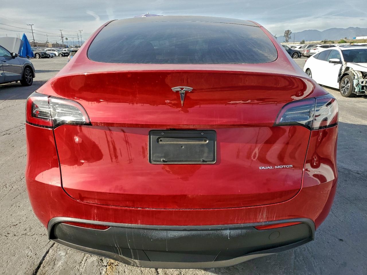 2023 Tesla Model Y - Фото 6