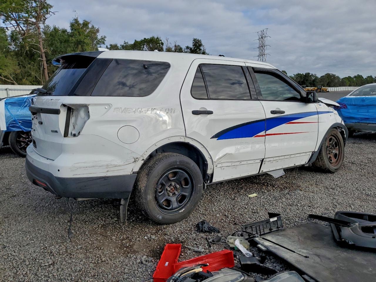 2017 Ford Explorer Police Interceptor - Фото 3