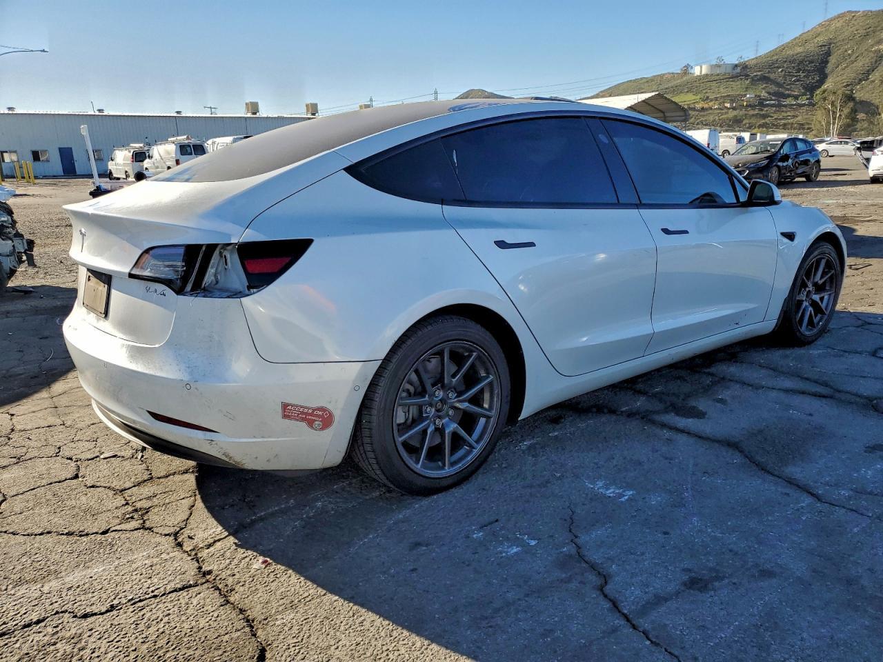 2021 Tesla Model 3 - Image 3