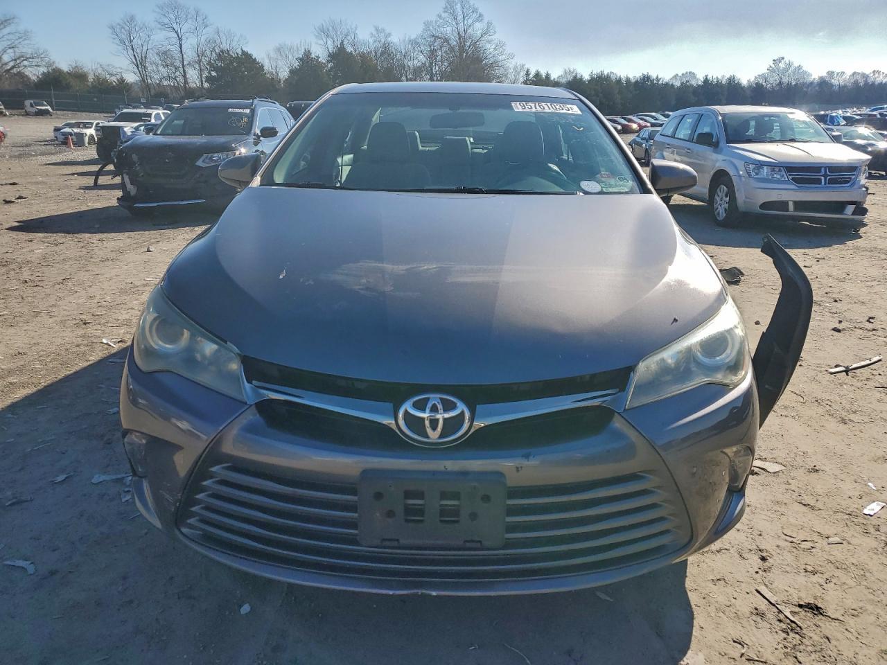 2015 Toyota Camry Le - Фото 5