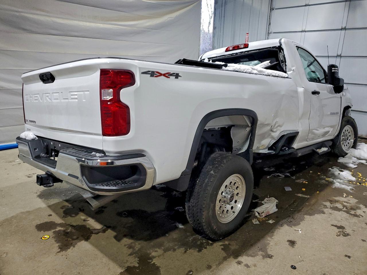 2024 Chevrolet Silverado K2500 Heavy Duty - Фото 3