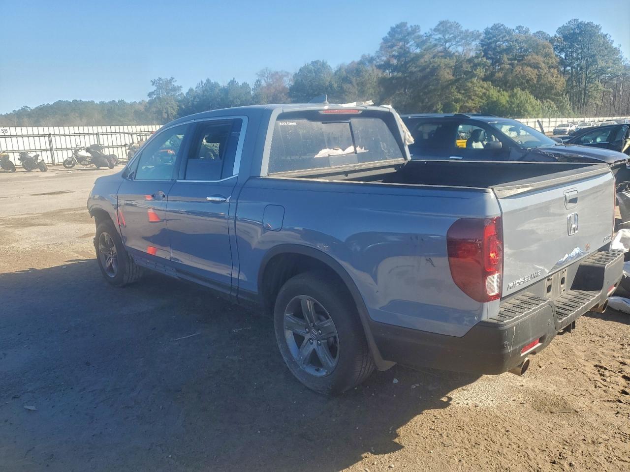 2023 Honda Ridgeline Rtl-E - Image 2