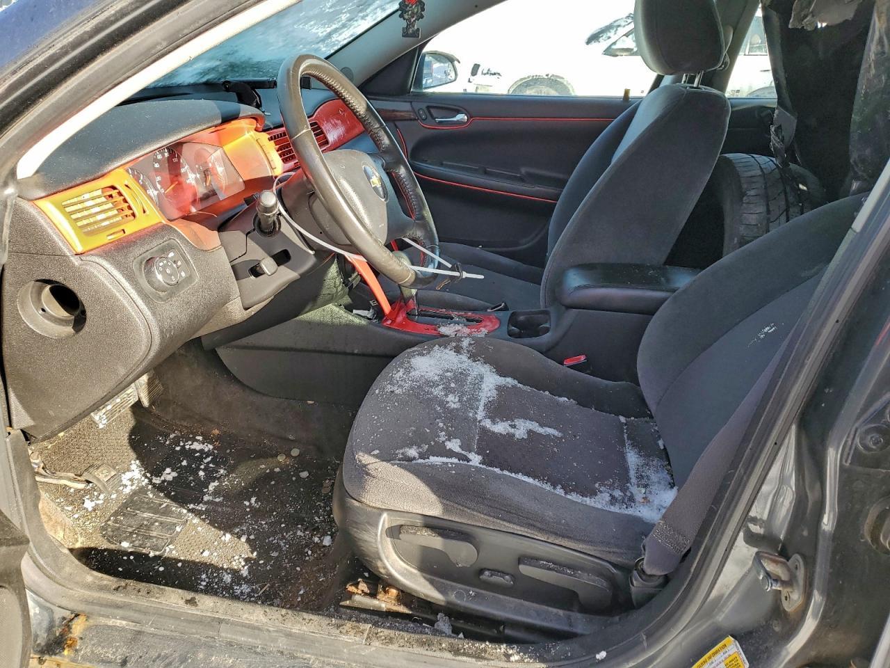 2011 Chevrolet Impala - Image 7