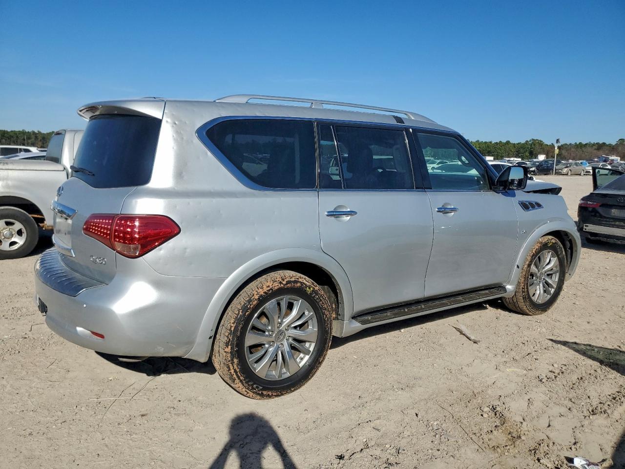 2017 Infiniti Qx80 Base - Image 3
