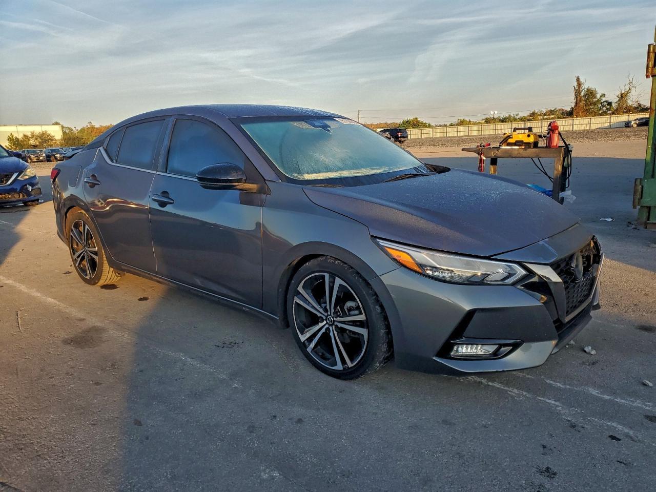 2020 Nissan Sentra Sr - Фото 4