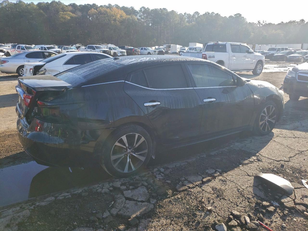 2017 Nissan Maxima 3.5S - Фото 3