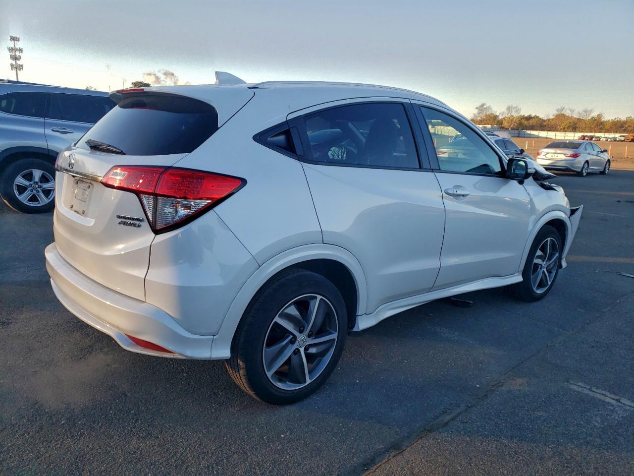 2019 Honda Hr-V Touring - Фото 3
