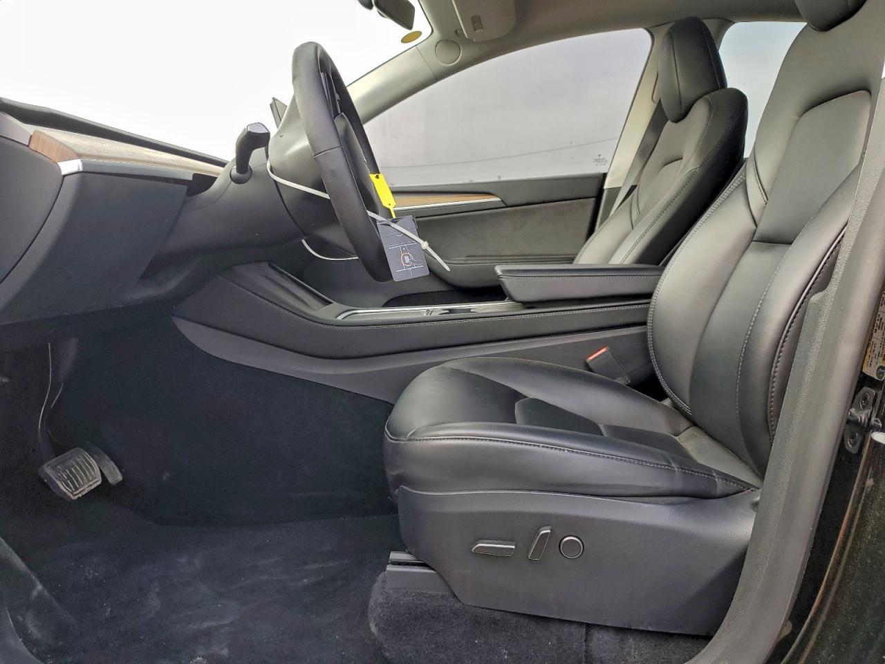 2023 Tesla Model Y - Image 7