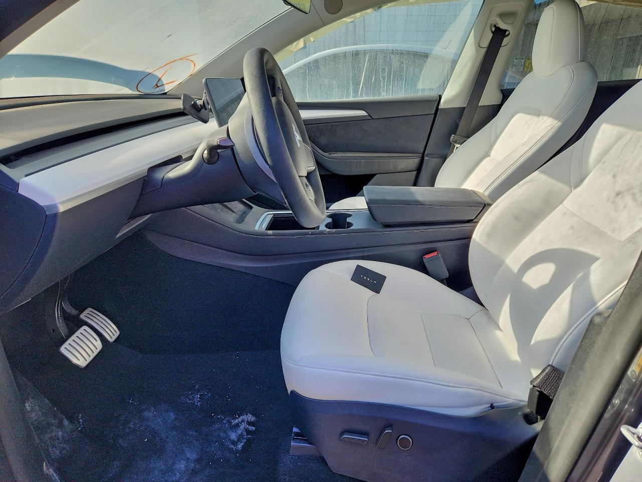 2024 Tesla Model Y - Фото 7