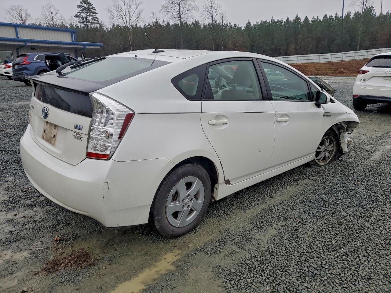 2010 Toyota Prius - Image 3