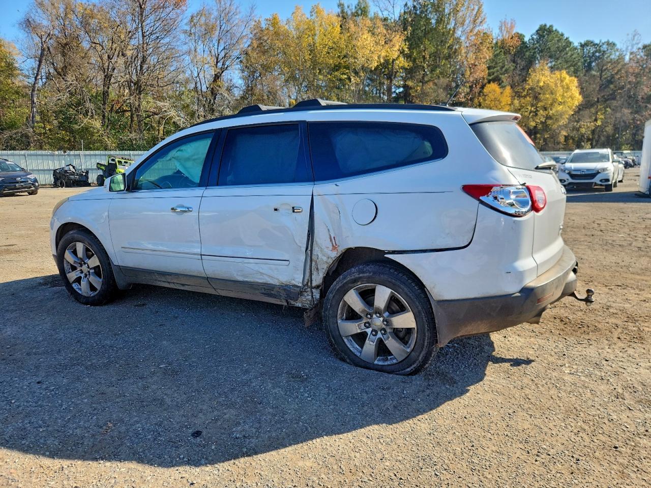2010 Chevrolet Traverse Ltz - Фото 2