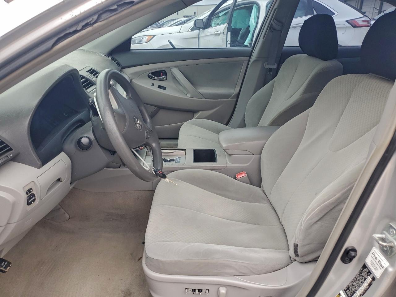 2009 Toyota Camry Le - Фото 7