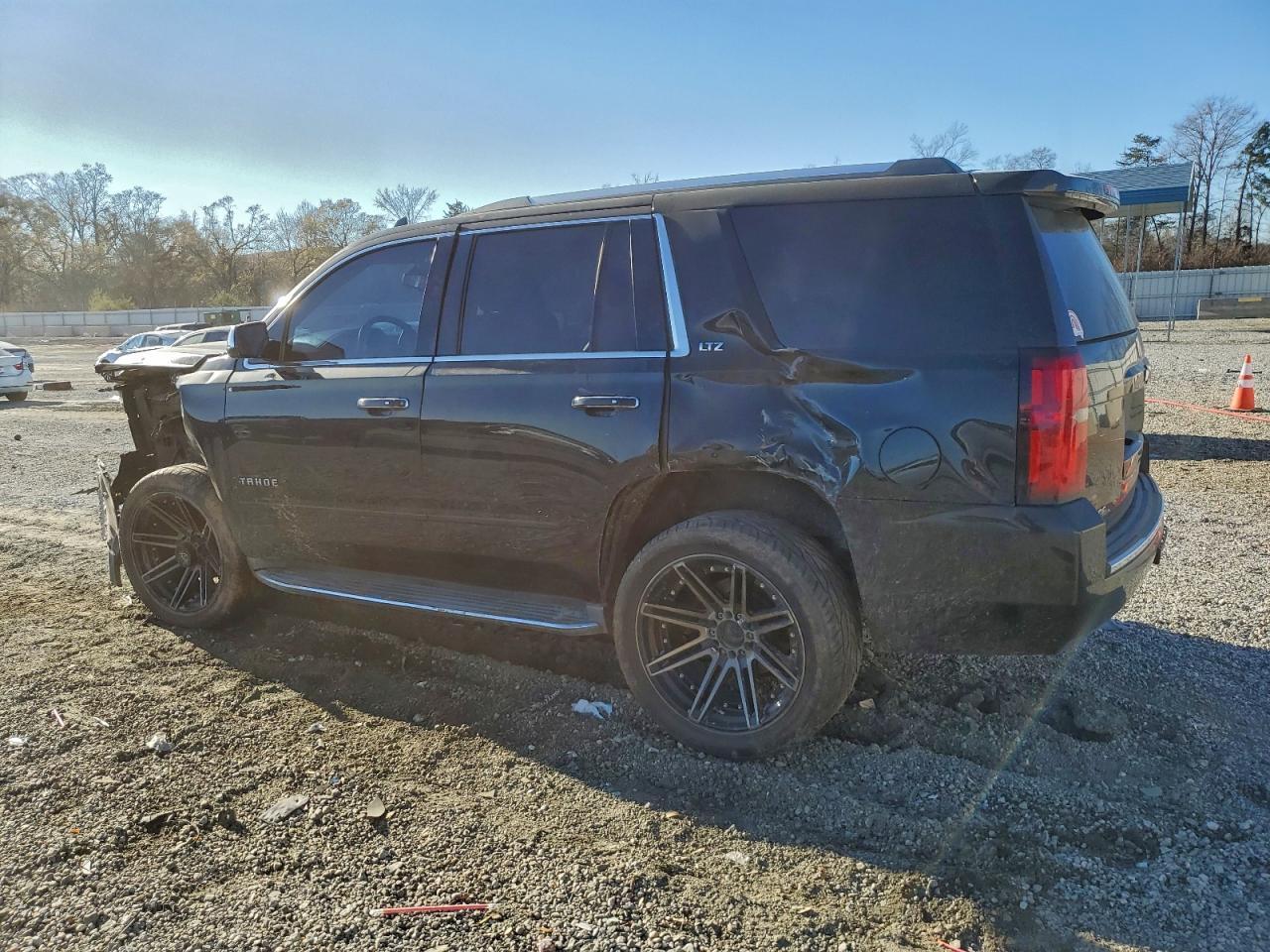 2015 Chevrolet Tahoe K1500 Ltz - Image 2