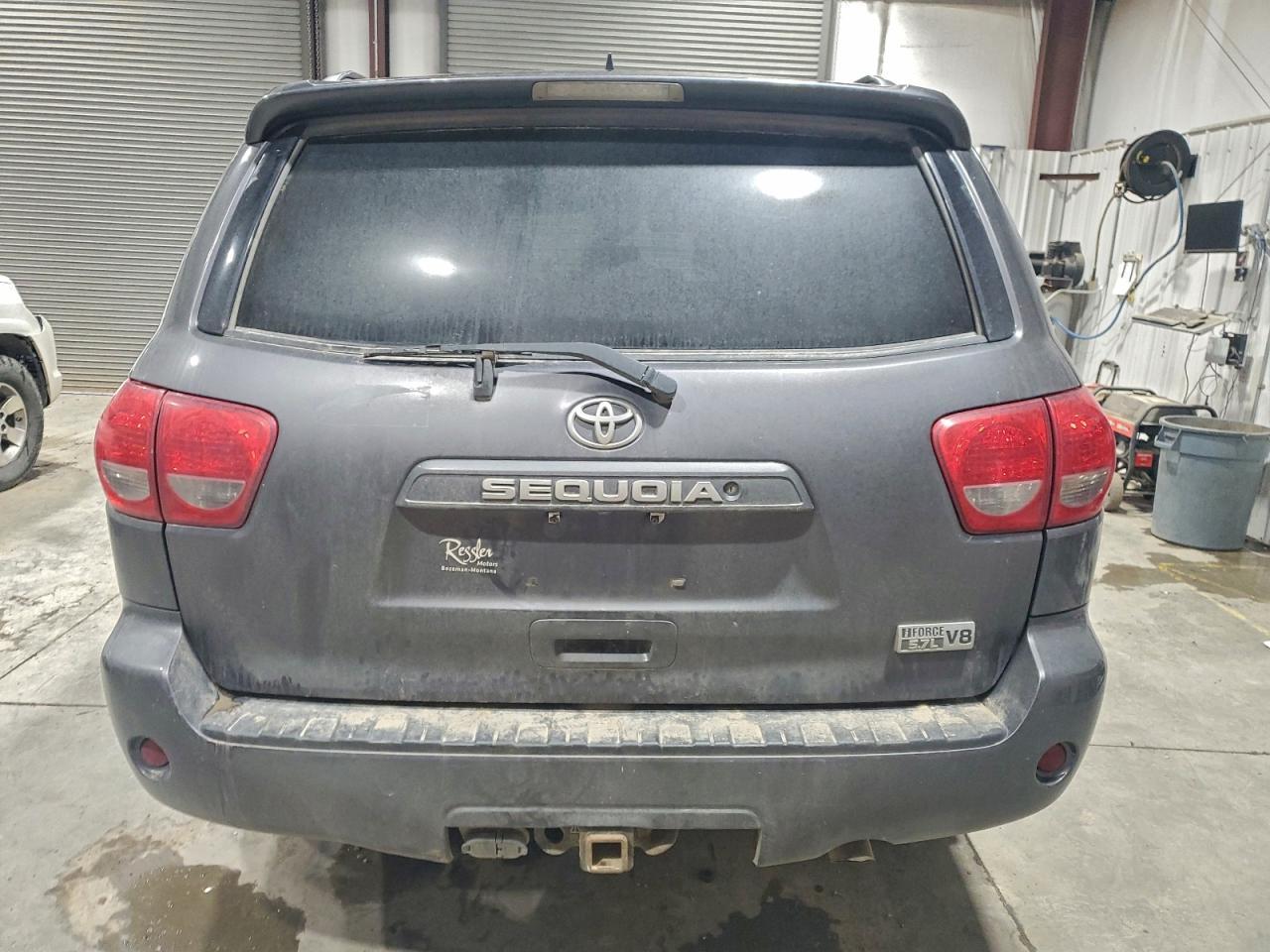 2015 Toyota Sequoia Sr5 - Фото 6