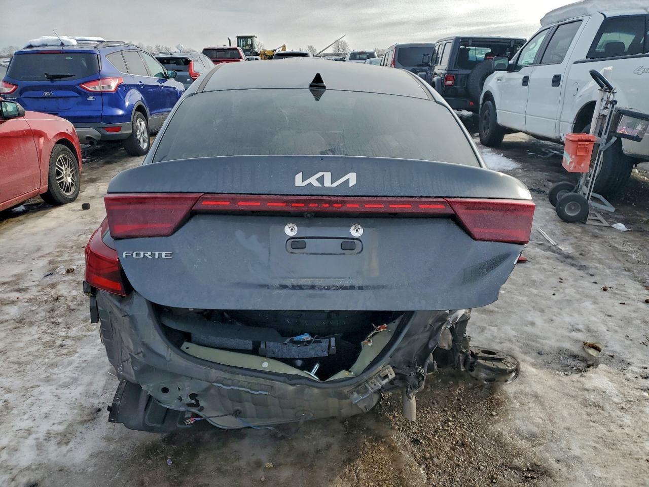 2024 Kia Forte Lx - Image 6