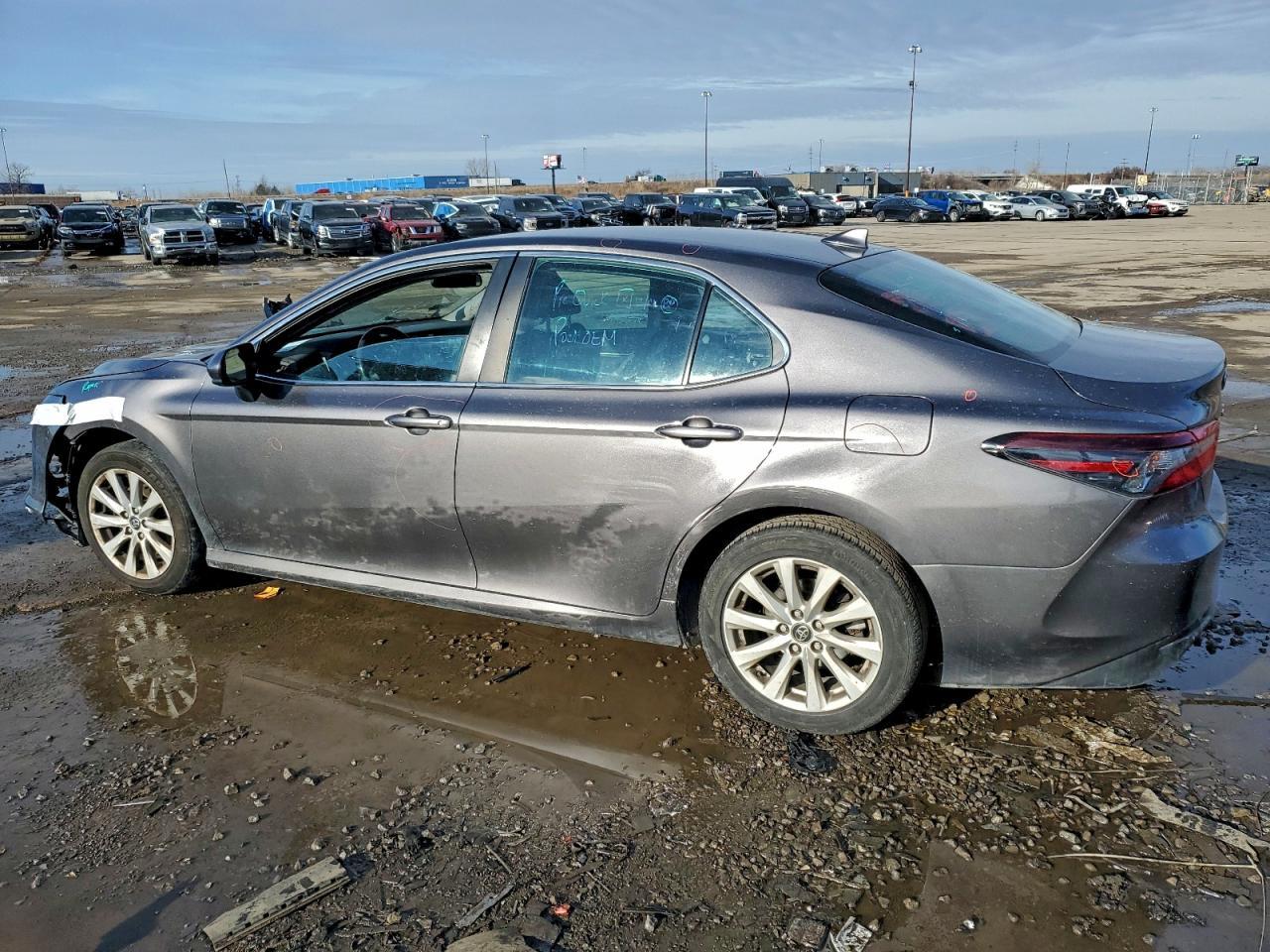 2020 Toyota Camry Le - Image 2